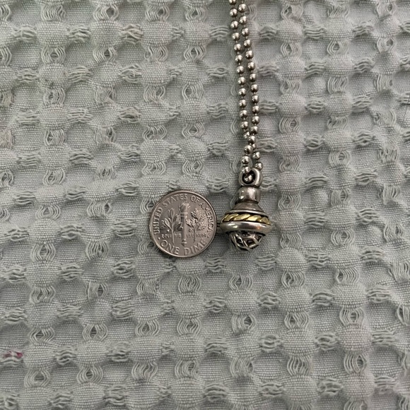 DAVID WYSOR pendant gold and silver stamped necklace - Picture 4 of 4